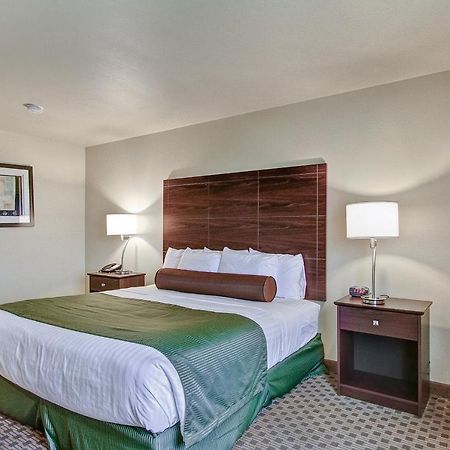 Cobblestone Hotel & Suites Pulaski/Green Bay Ngoại thất bức ảnh